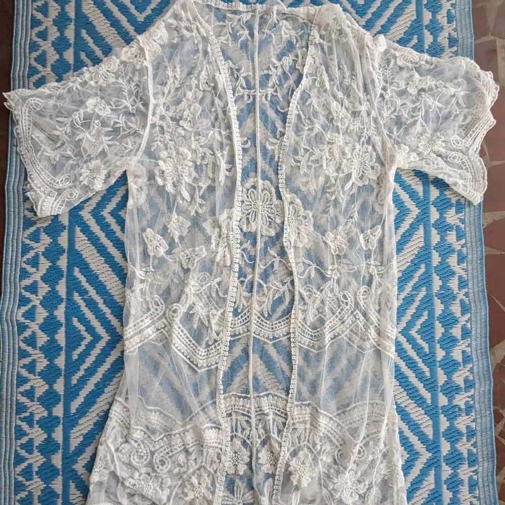 White lace kimono duster